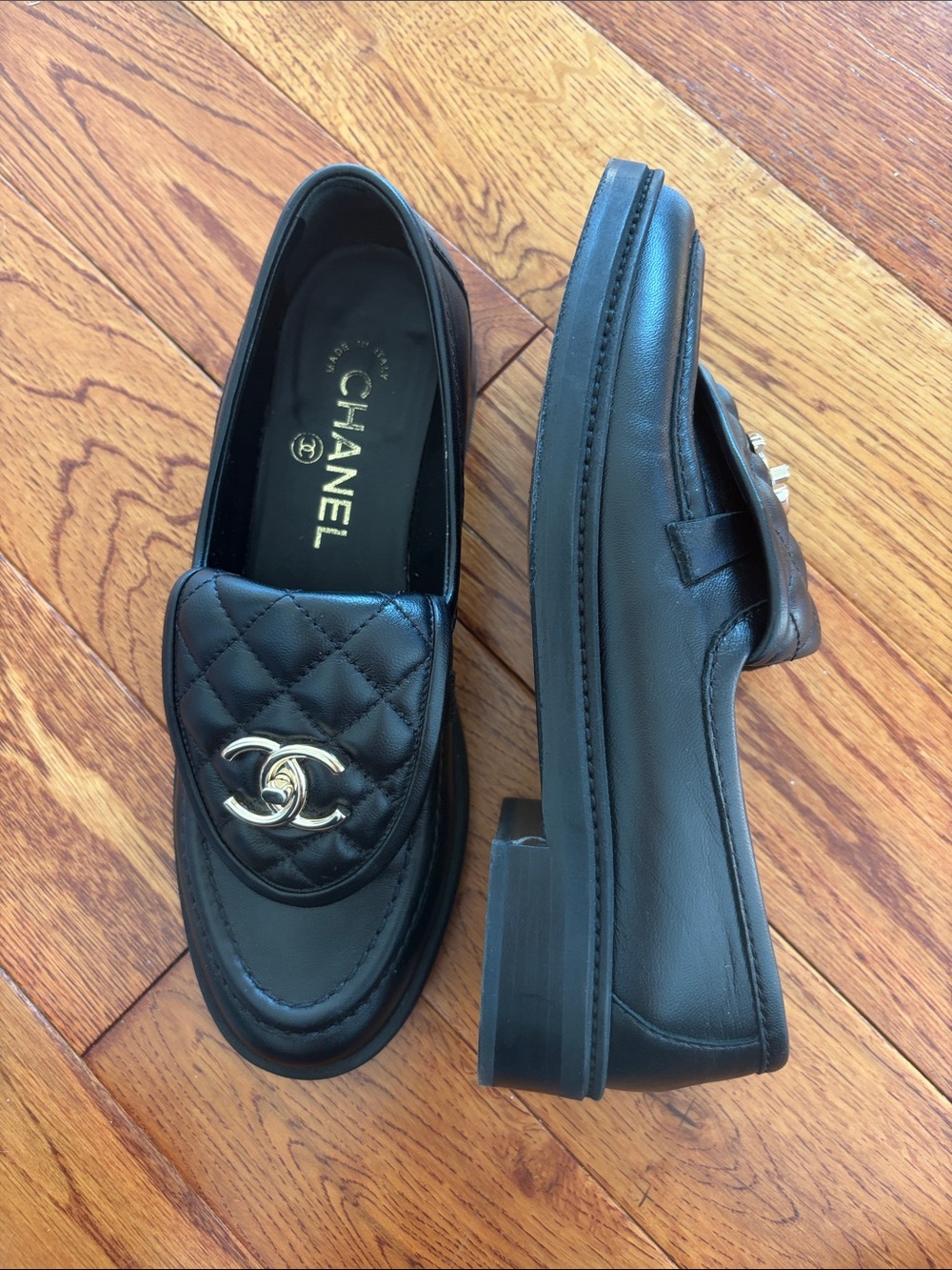 CHANEL Black Quilted Moccasins - Picture 3 of 11